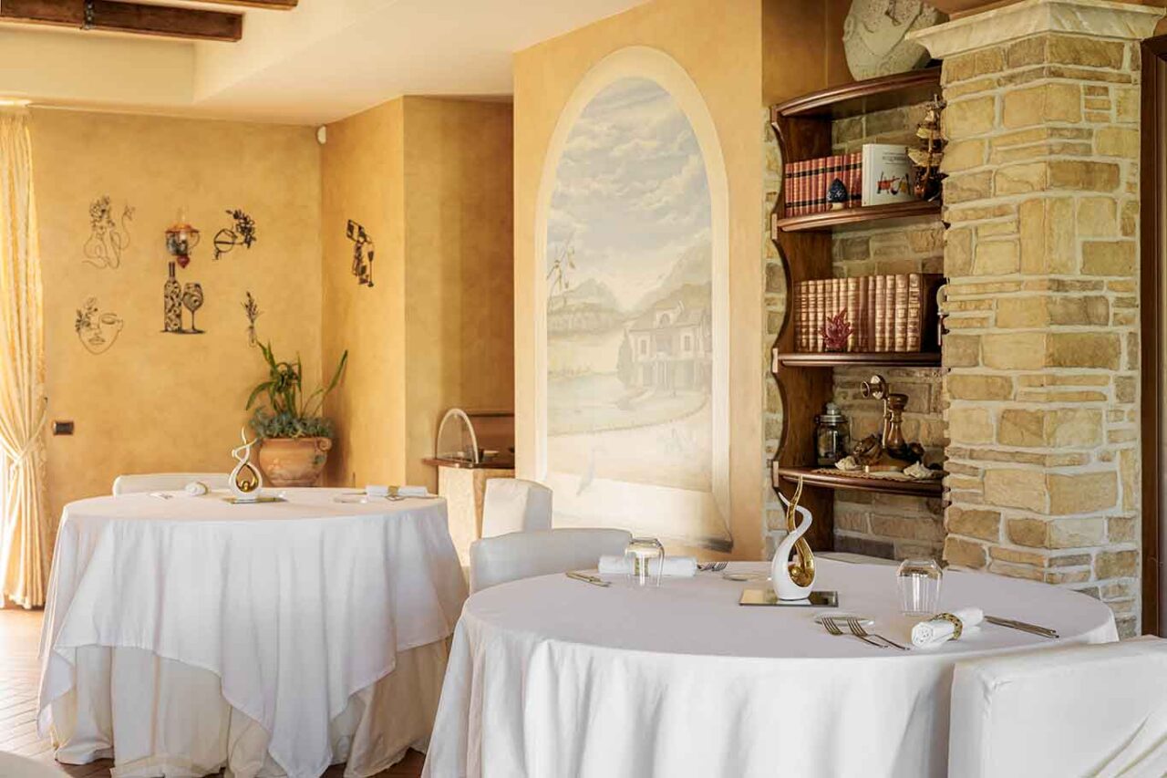 la sala del ristorante Villa Ischia ad Atina