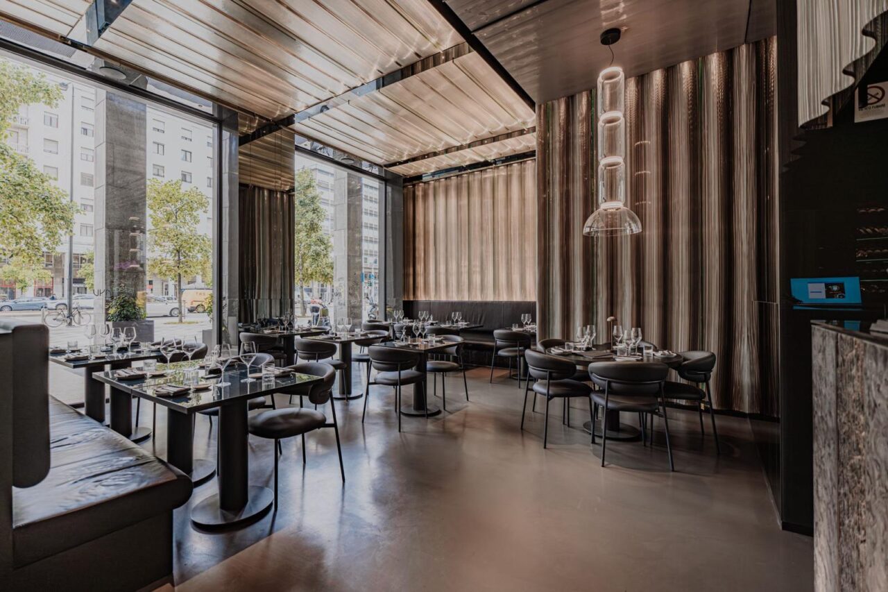Ayu Sushi Concept Milano Interno
