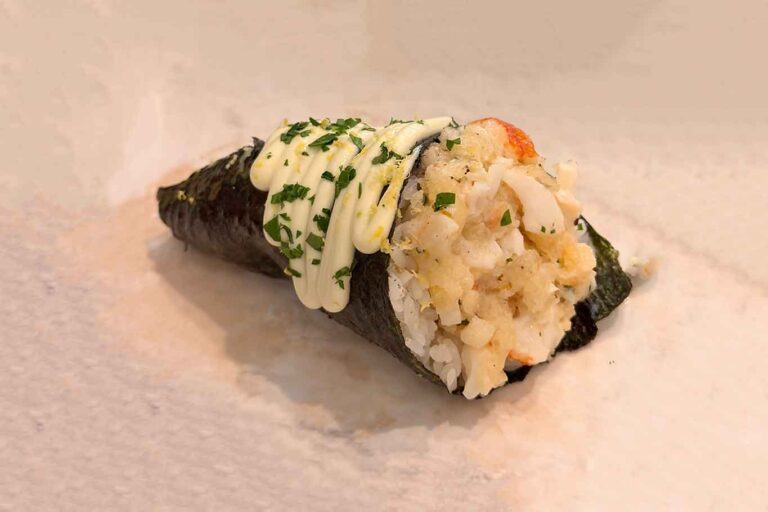 Ego Sushi, trattoria giapponese irriverente con il dialetto napoletano