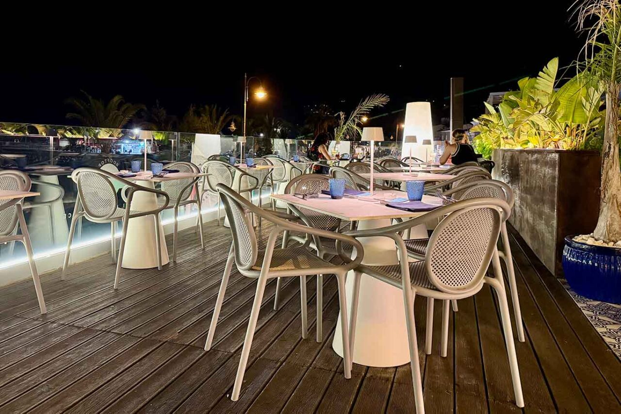 la terrazza del ristorante Modis Music Club a Marina di Casal Velino in Cilento