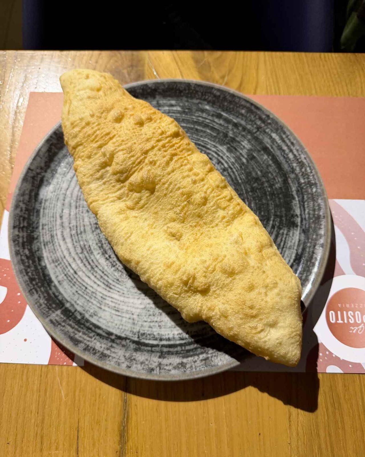 la pizza fritta della pizzeria Gli Esposito a Salerno al Campionato 2026