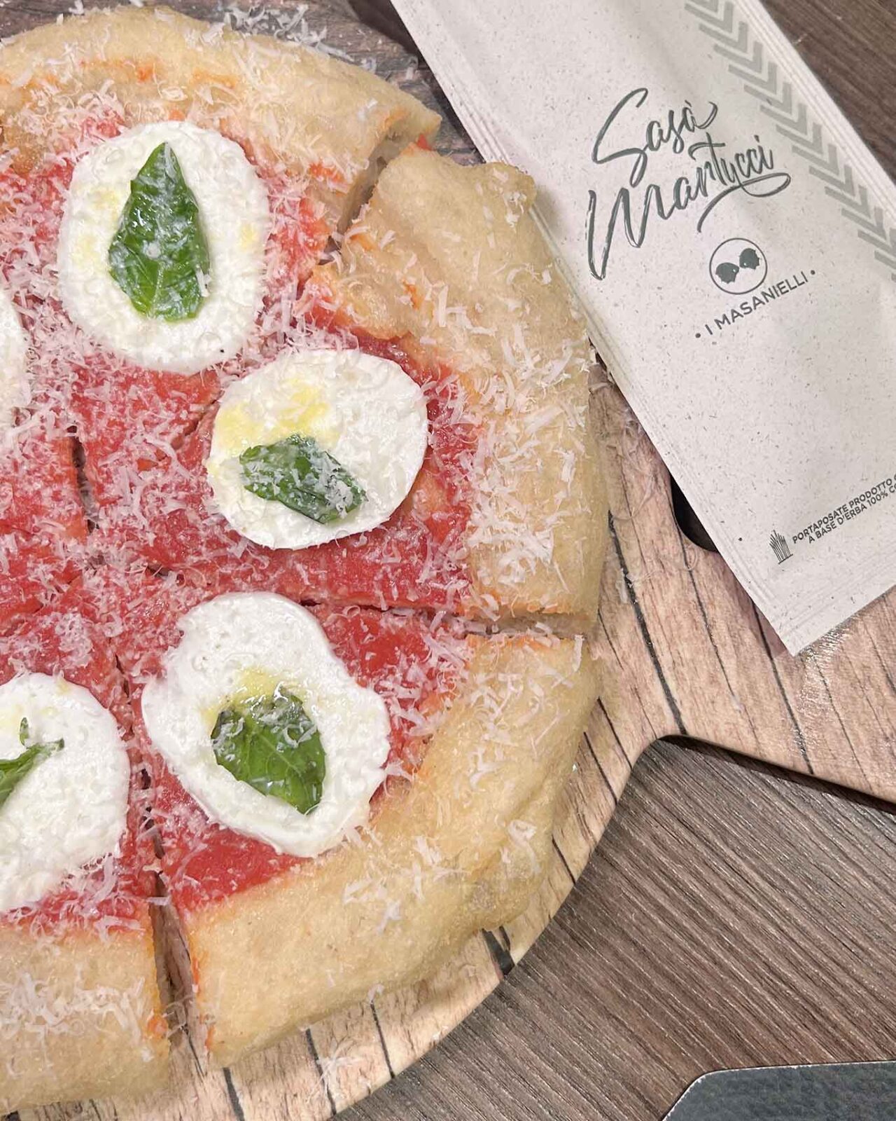la pizza montanara della pizzeria I Masanielli di Sasà Martucci a Caserta alle Qualifiche del Campionato 2026