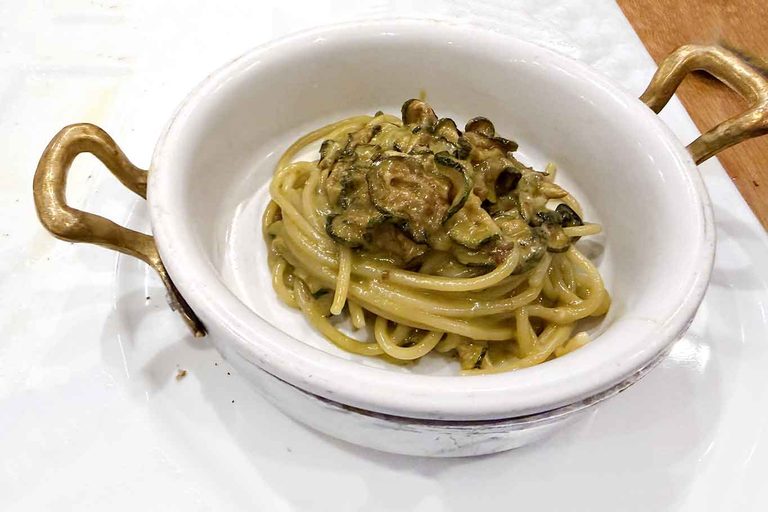 Casa Caputo a Marina del Cantone, ristorante di mare in spiaggia