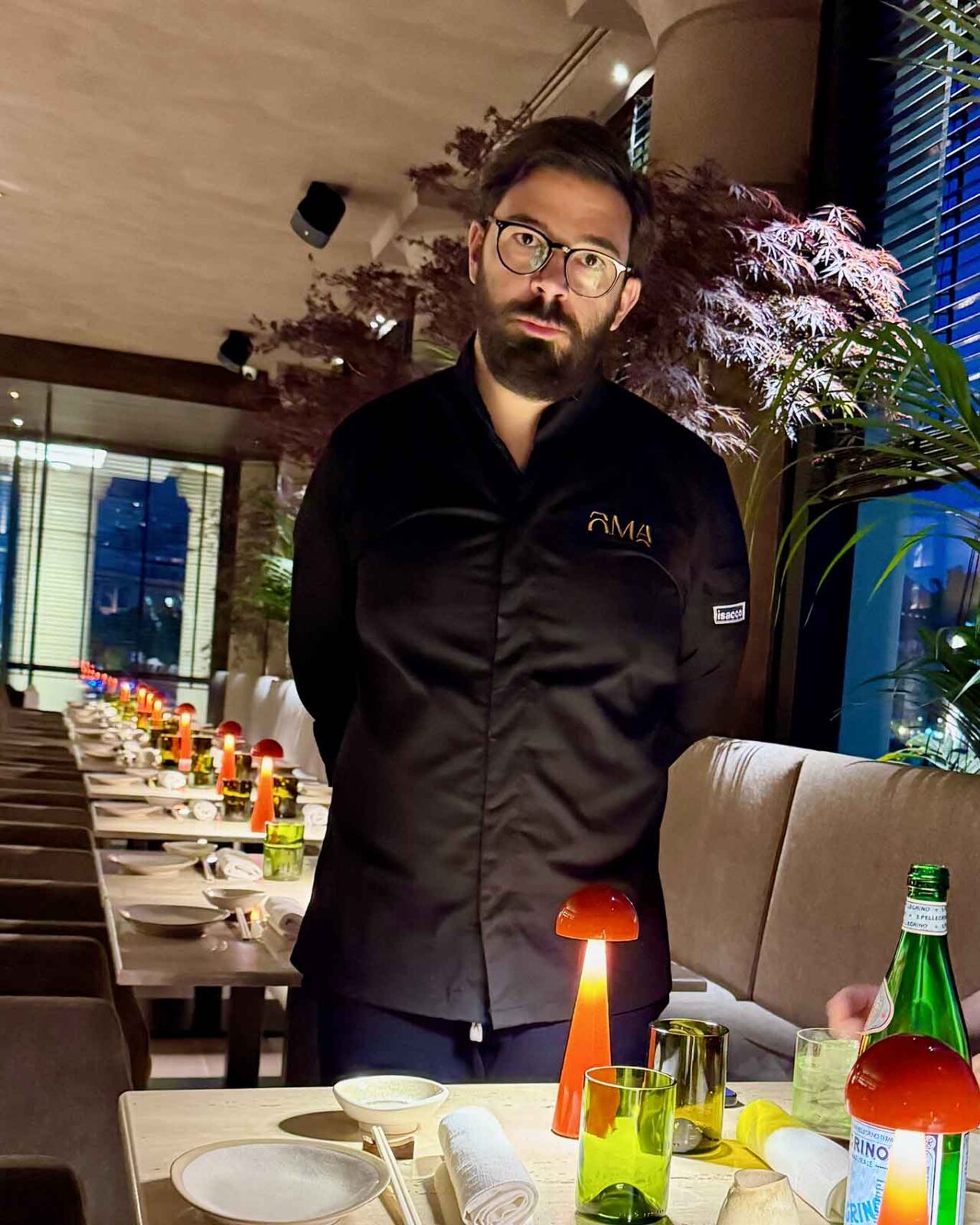 lo chef del ristorante giapponese Oma al Crescent di Salerno 