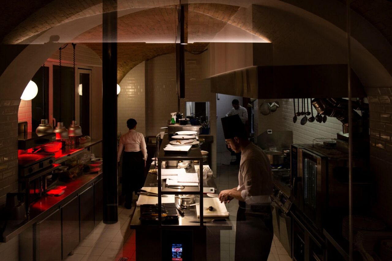 Ada Gourmet Perugia la cucina a vista
