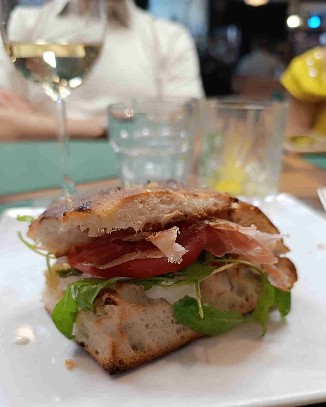 Pizza alla Pala secondo Chiù Sapore, con fiocco e rucola