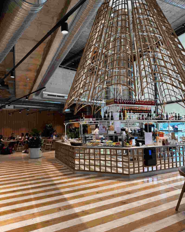 Com’è Altrove, ristorante del Viaggiator Goloso a Milano CityLife