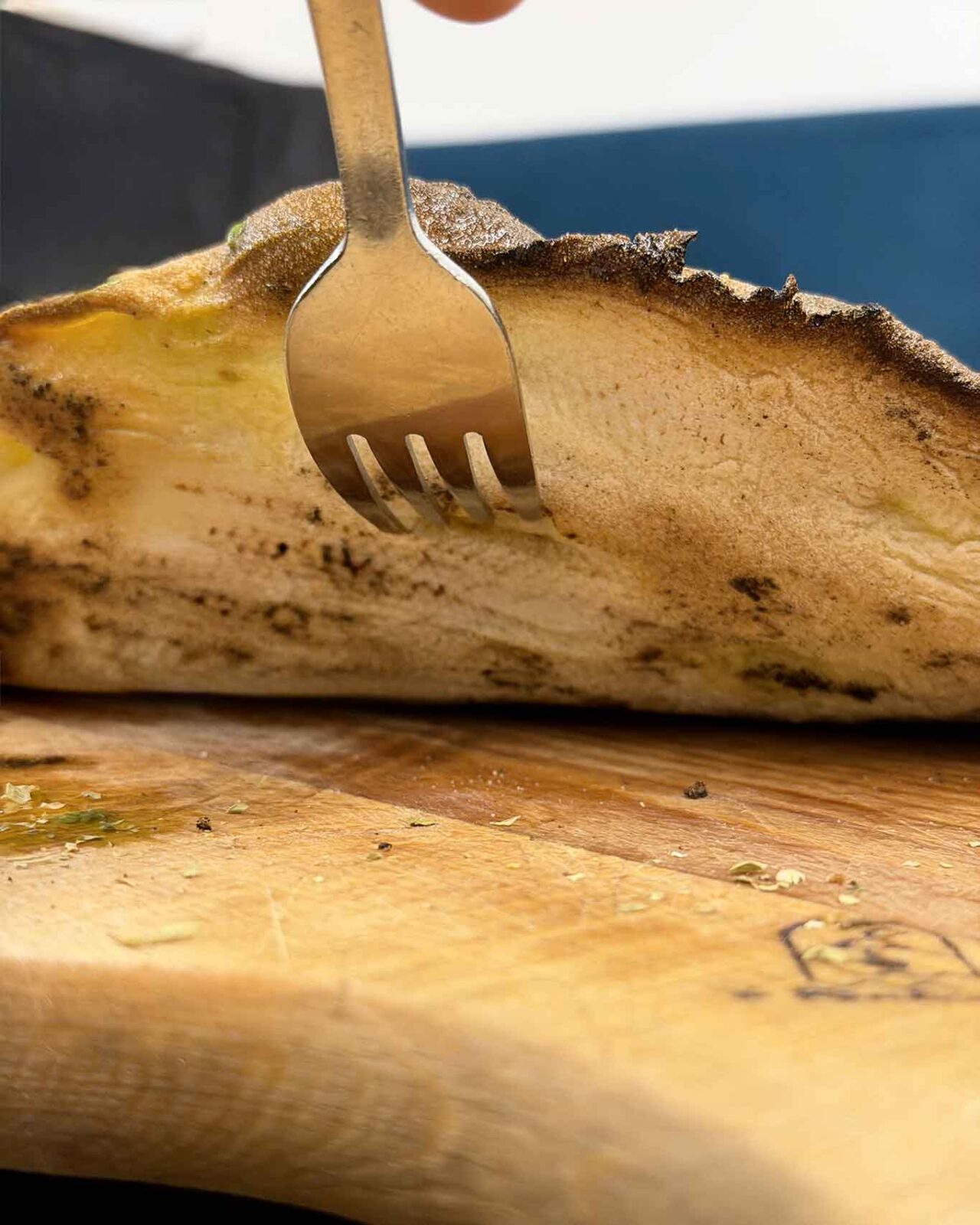 la cottura della pizza marinara in pala della pizzeria I Fontana a Somma Vesuviana per il Campionato 2026