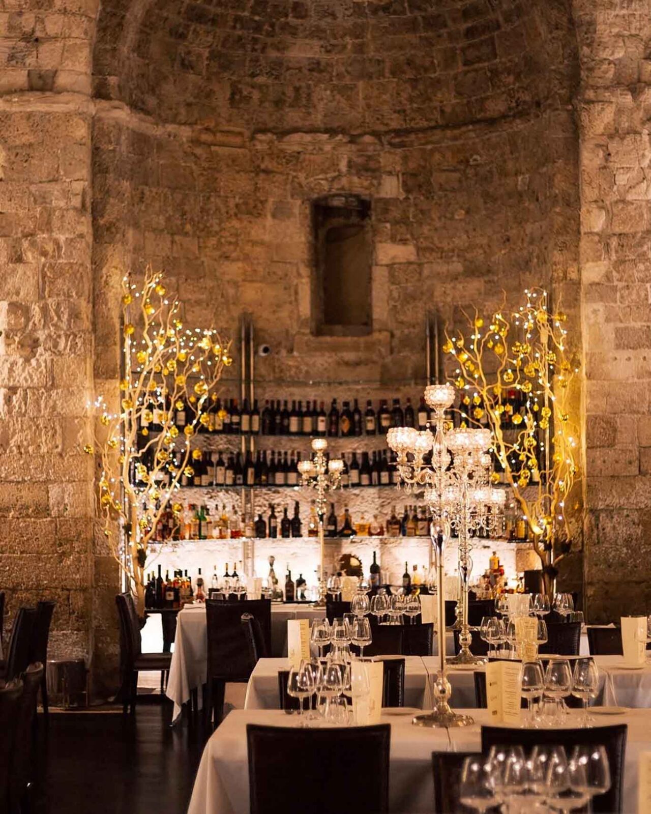 il ristorante di pesce nella ex chiesa a Trani