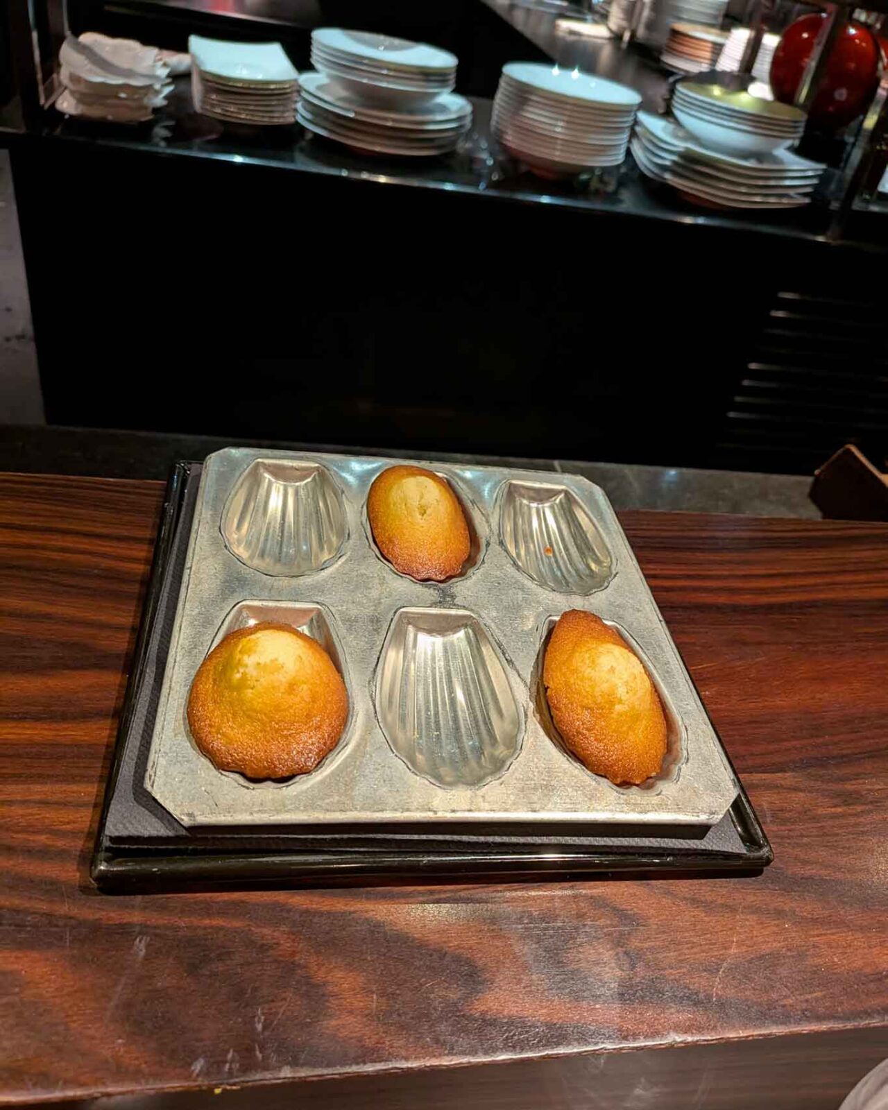 le madaleine del ristorante l’Atelier Joël Robuchon Étoile a Parigi