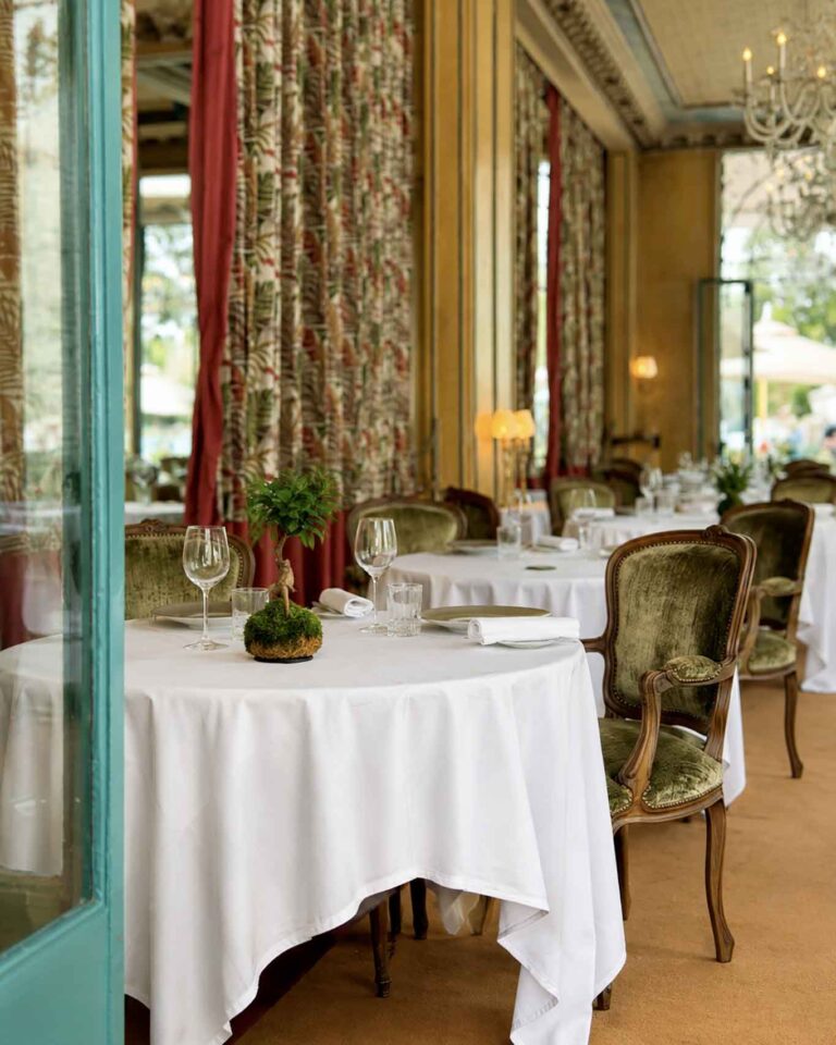 Il ristorante stellato a Parigi dal 1965: la storia è qui