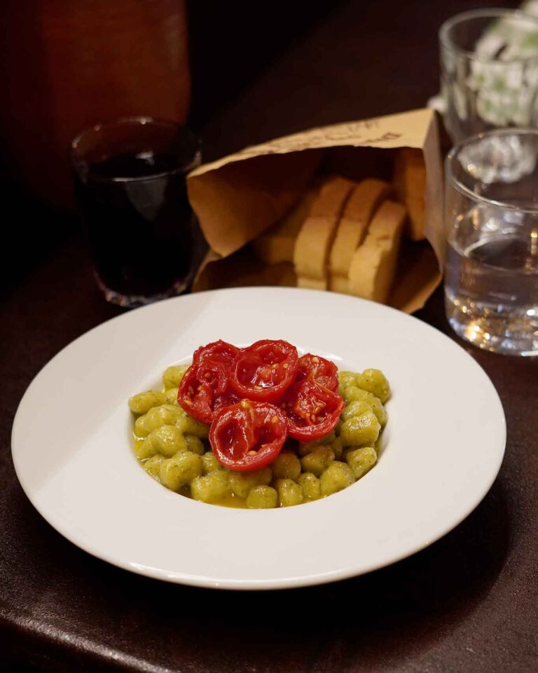 La trattoria di Torino con menu fisso a 25 euro anche ad agosto