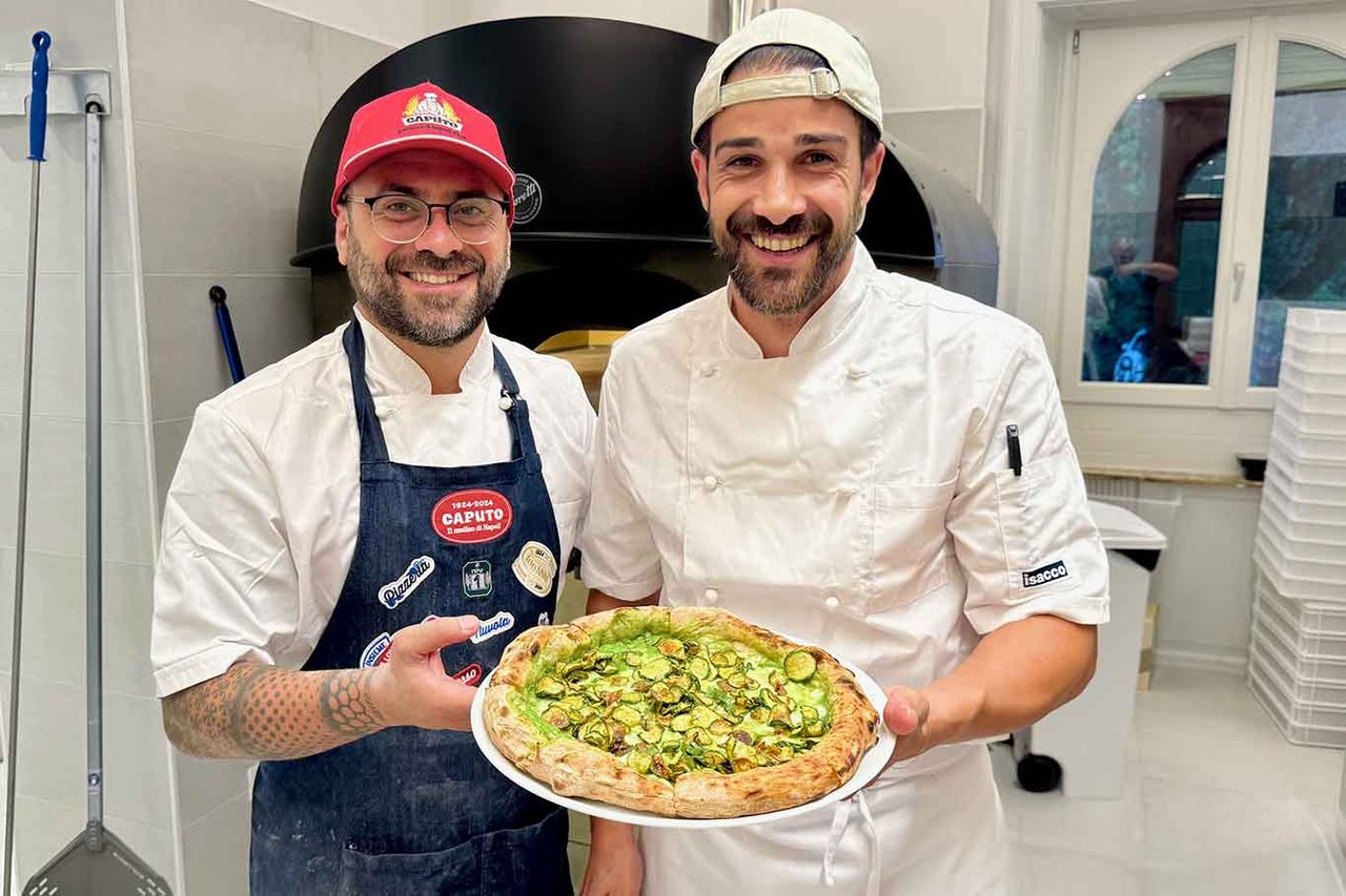 i pizzaioli della pizzeria Massari sul Lago di Garda a Gardone Riviera