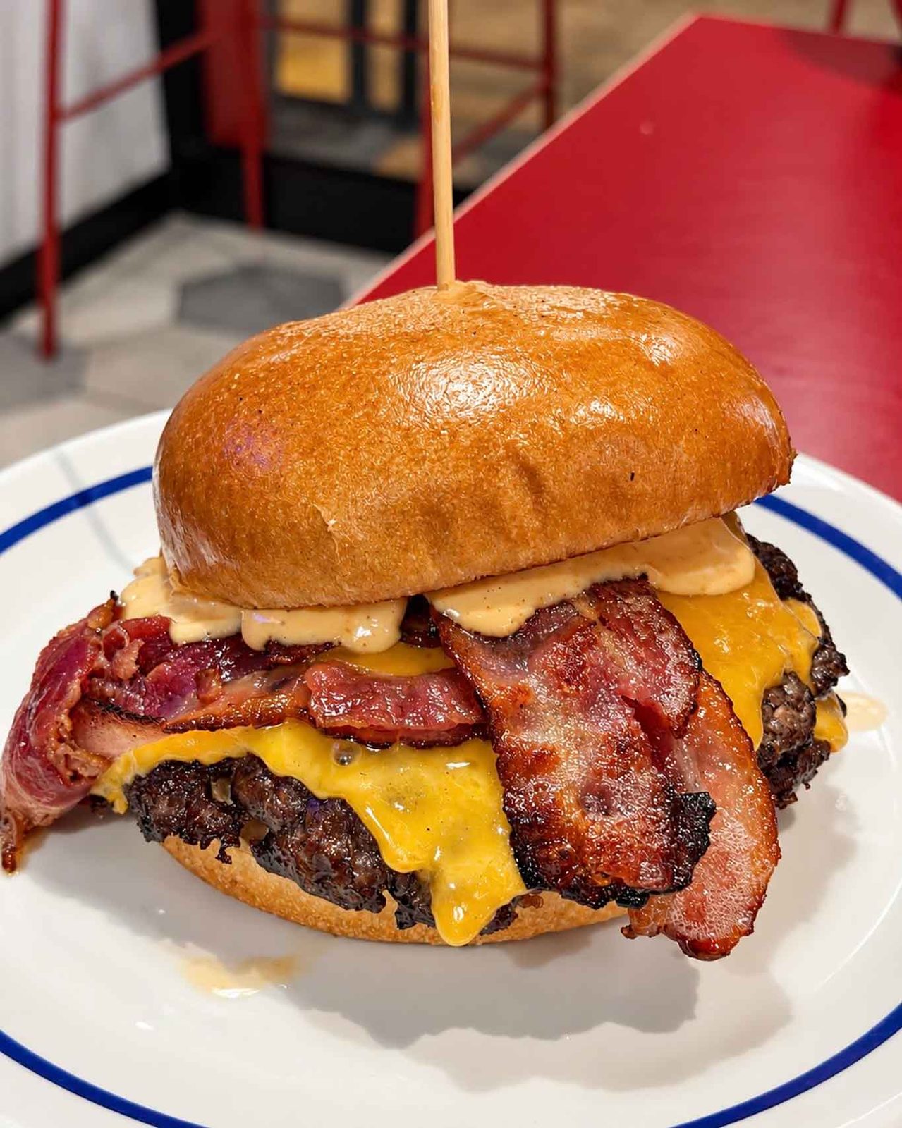 lo smashed burger di Sciuè il Panino Vesuviano a Pomigliano d'Arco