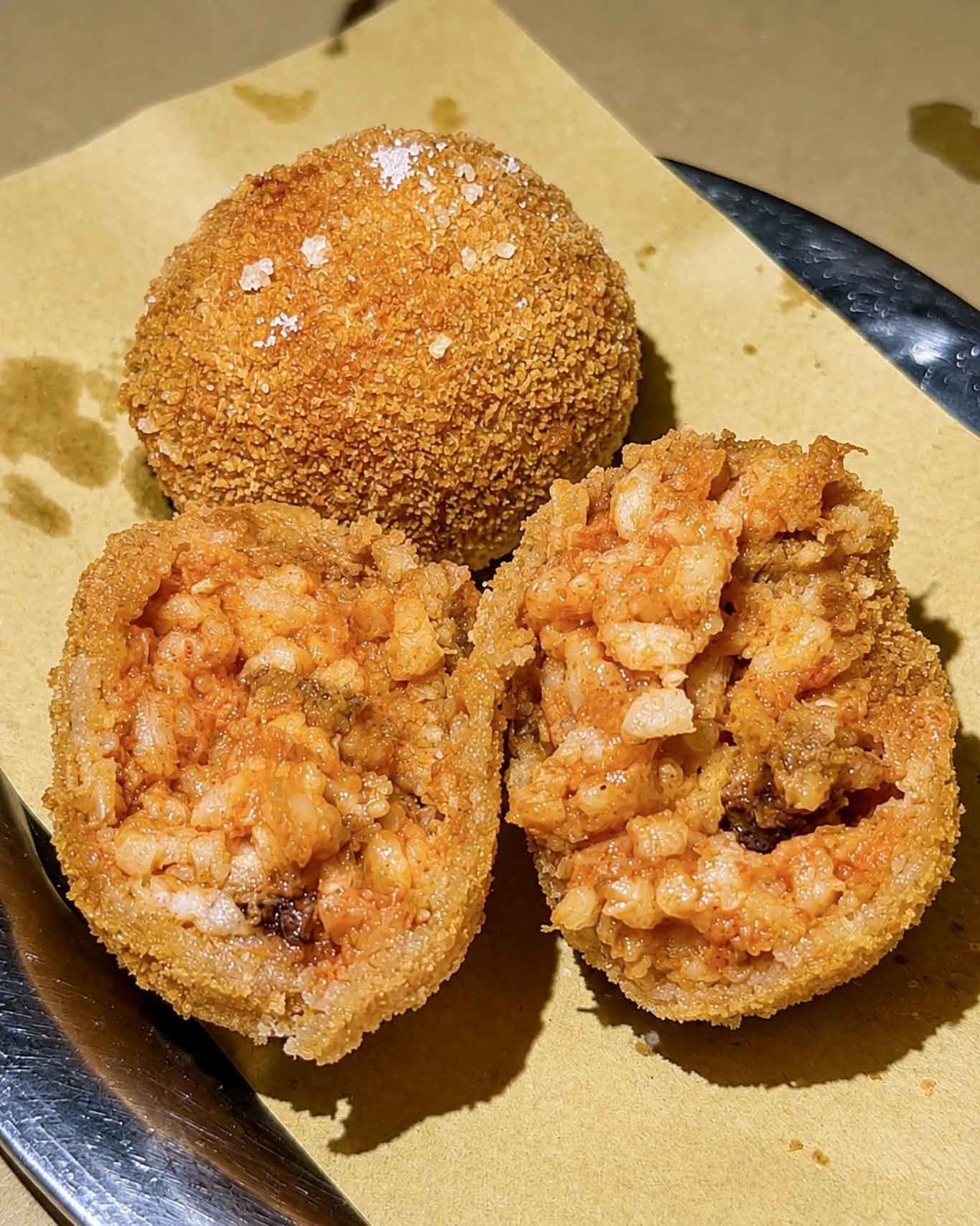 gli arancini di Pizzeria Popolare a Parigi