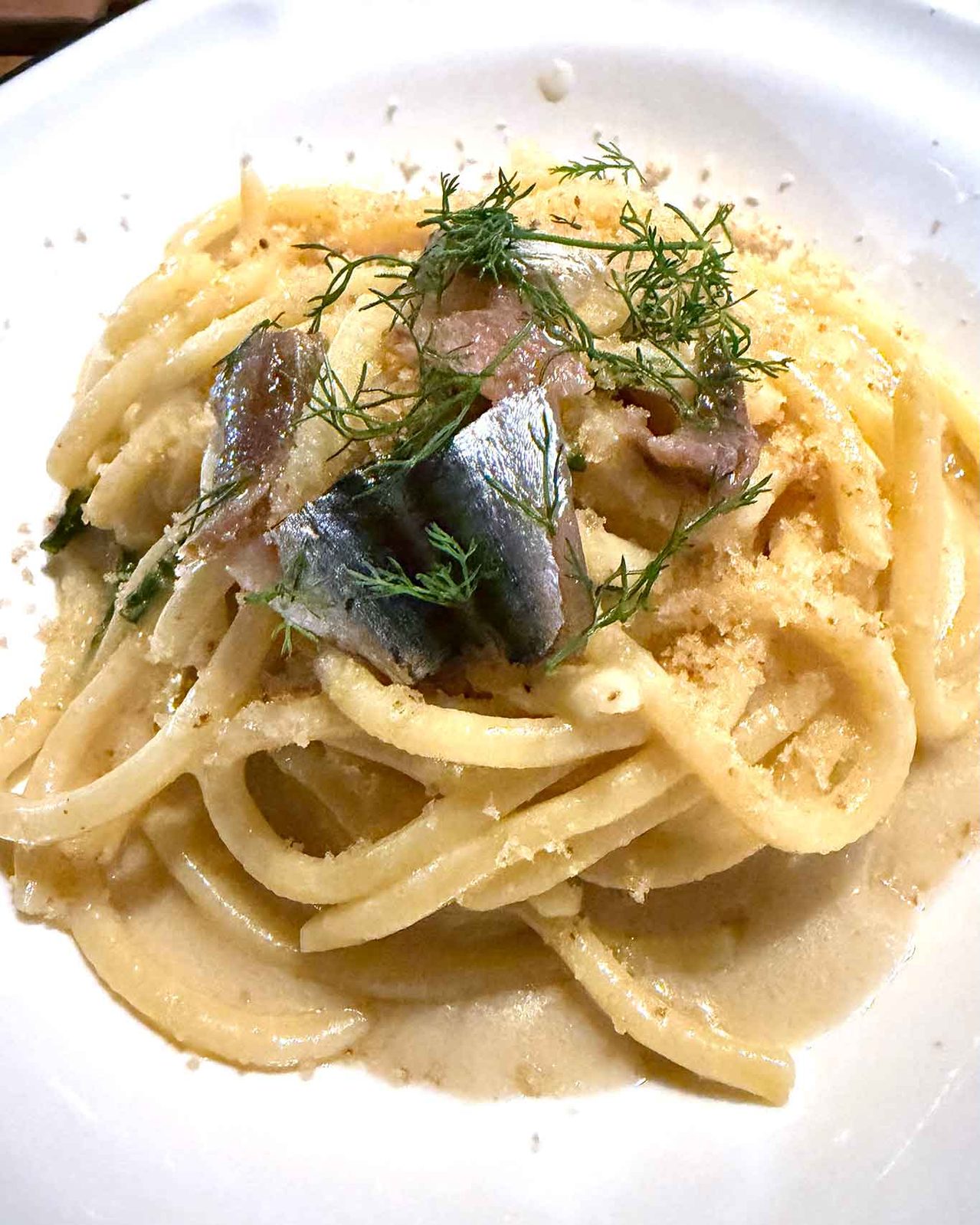 tonnarelli burro e alici da Alicina pesce in cucina al Mercato rionale di Ponte Milvio a Roma