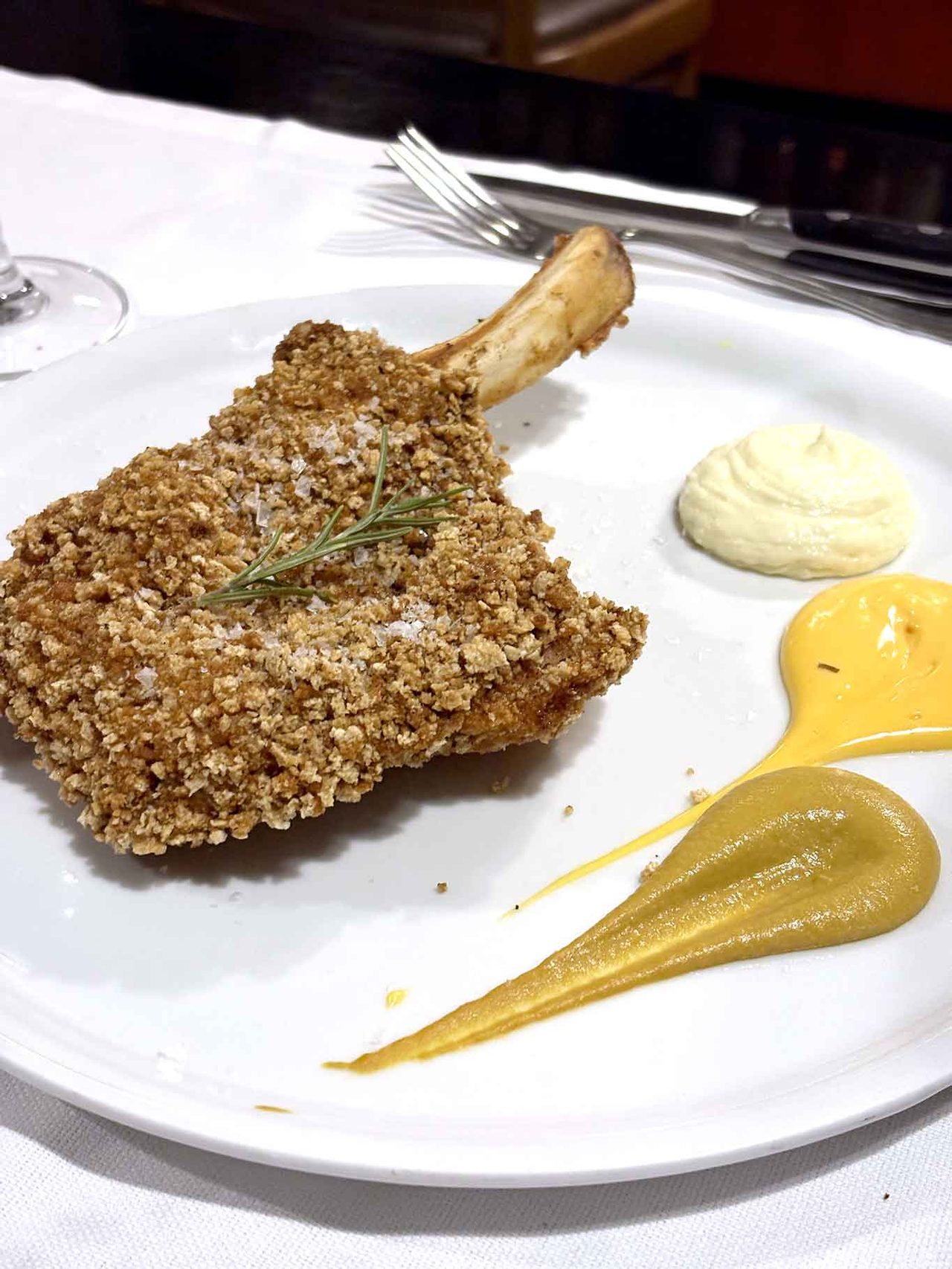 la cotoletta di Classico Trattoria & Cocktail a Milano
