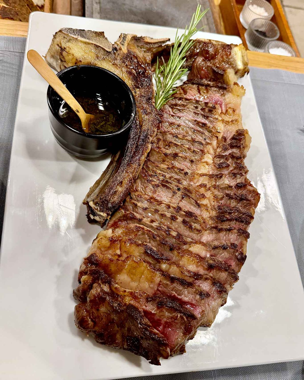 la carne retinta da Fuego Steakhouse a Santa Maria di Castellabate in Cilento