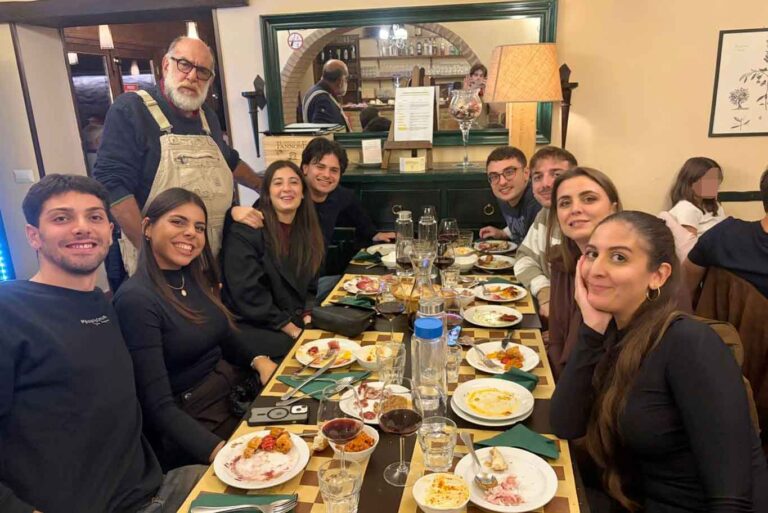 Odi il fine dining, vai dall’oste più famoso in Italia: cenare costa 40 €