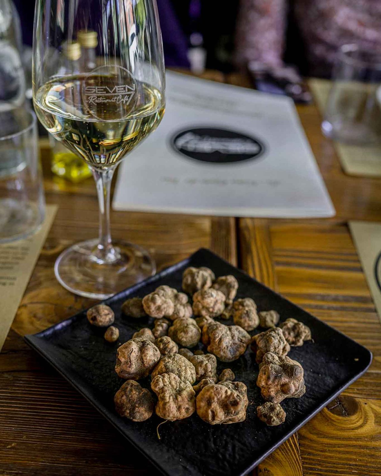 vino e tartufo al Seven Restaurant Café a Monteleone d'Orvieto