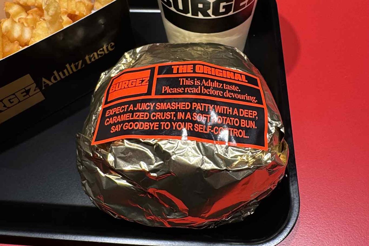 Gli smashburger provocatori ora sono adulti: la recensione a Milano