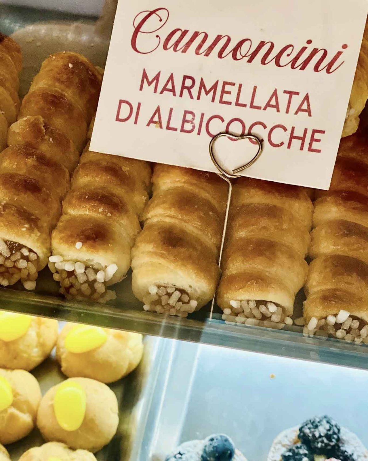 i cannoncini della pasticceria Zoccola