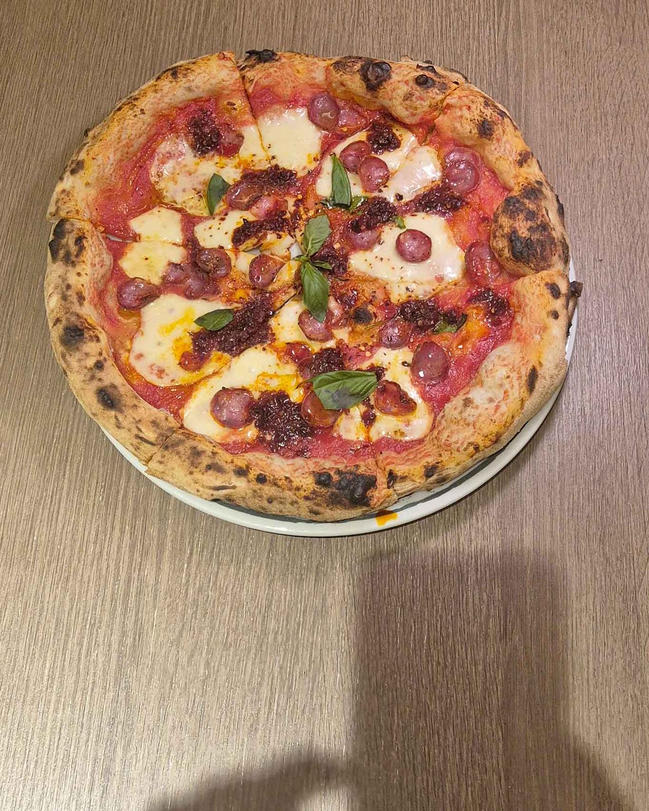 la pizza Super Diavola della pizzeria Dorys a Trentola Ducenta