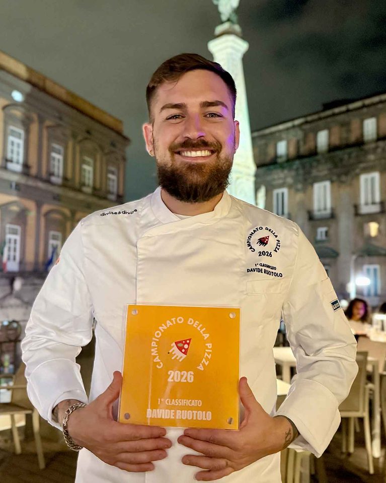 A Napoli la migliore pizzeria della Campania fa pizze e fritti da paura