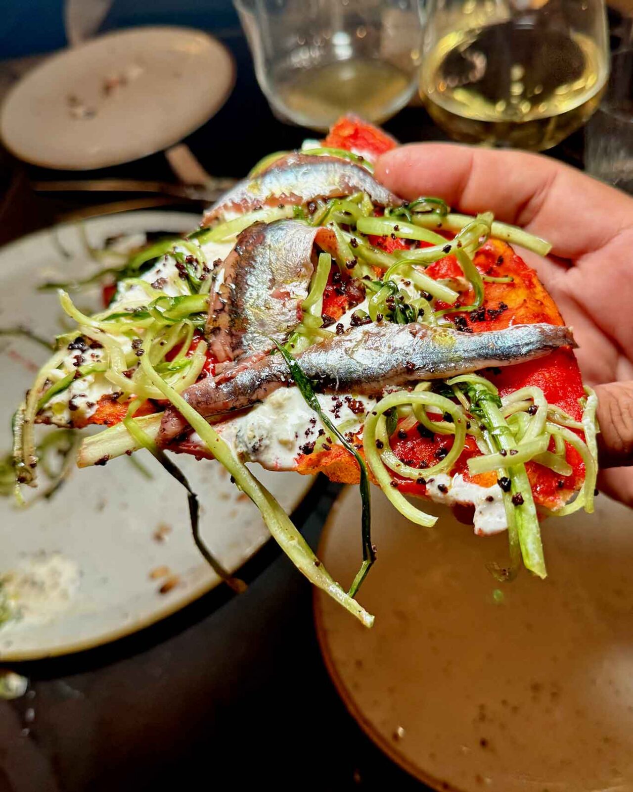 La pizzeria del giovanissimo che fa ottime pizze romane. A Roma