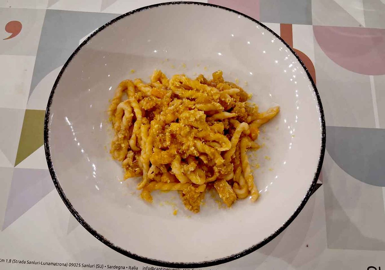 i lorighittas fatti a mano del ristorante Arieddas in Sardegna