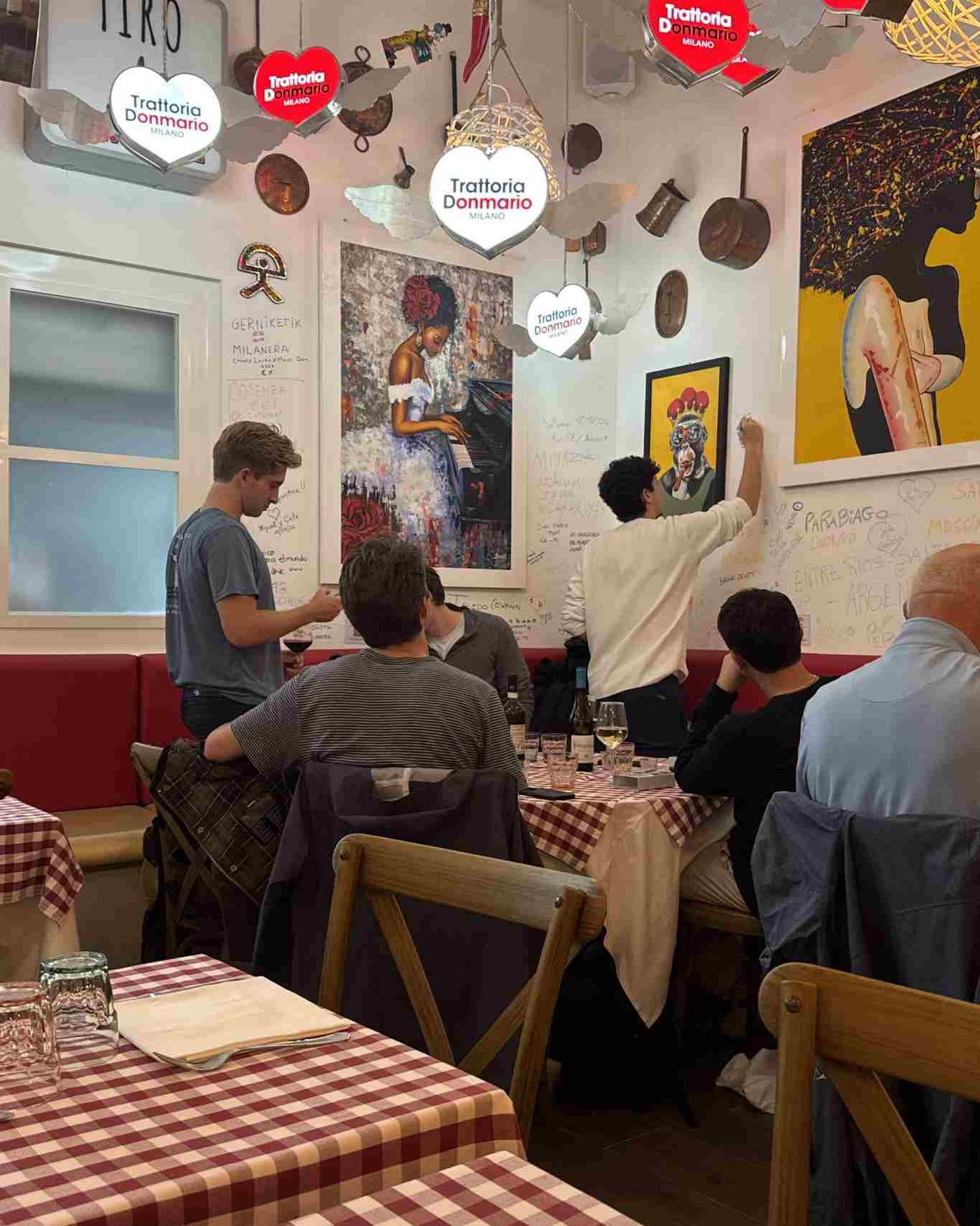 rattoria don mario milano interno clienti