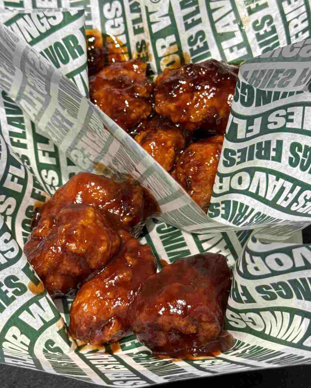 wingstop pollo bastianich Flavor Combo Boneless 