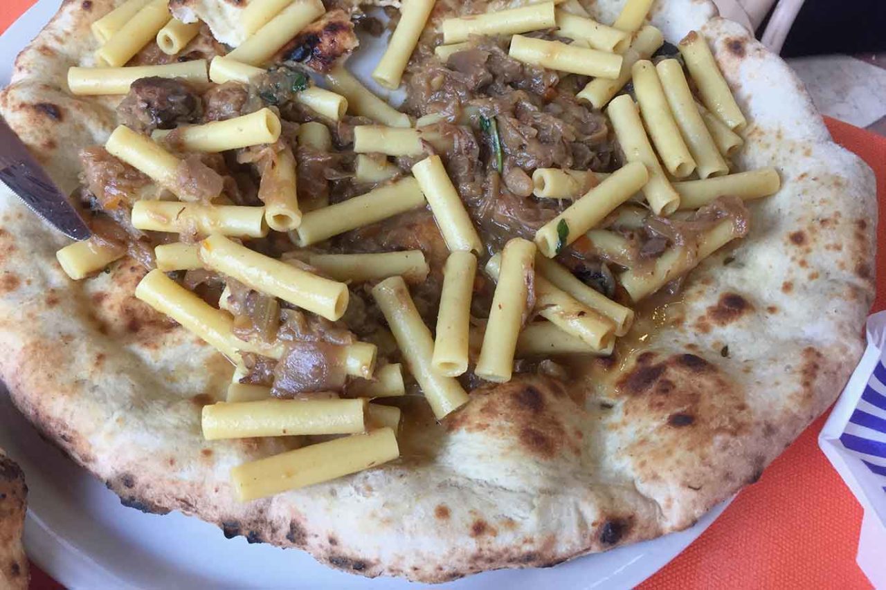 Trattoria Casa Sorbillo Milano pizza e genovese