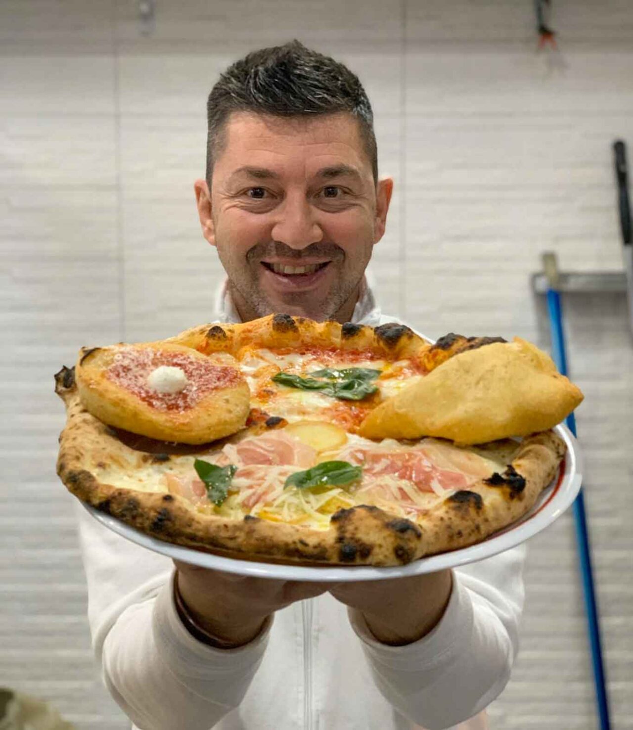 pizze speciali al pizza village di Napoli: SpakkaNapoli di Errico Porzio